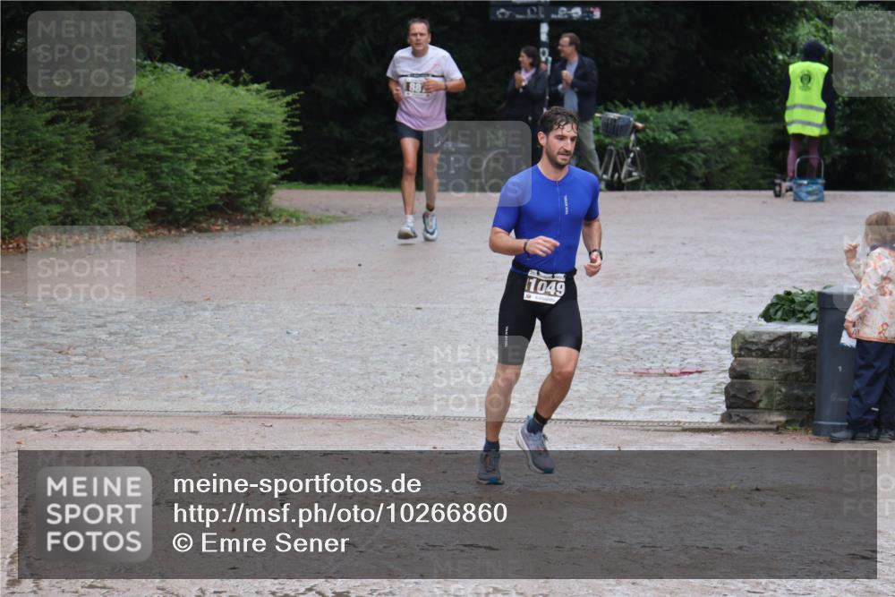 13.09.2026 - Stadtparktriathlon Emre Sener http://msf.ph/oto/10266860 13.09.2026 13:04:42 Laufen 88, 1049, 887, 981, 1008, 1047, 1049 meine-sportfotos.de