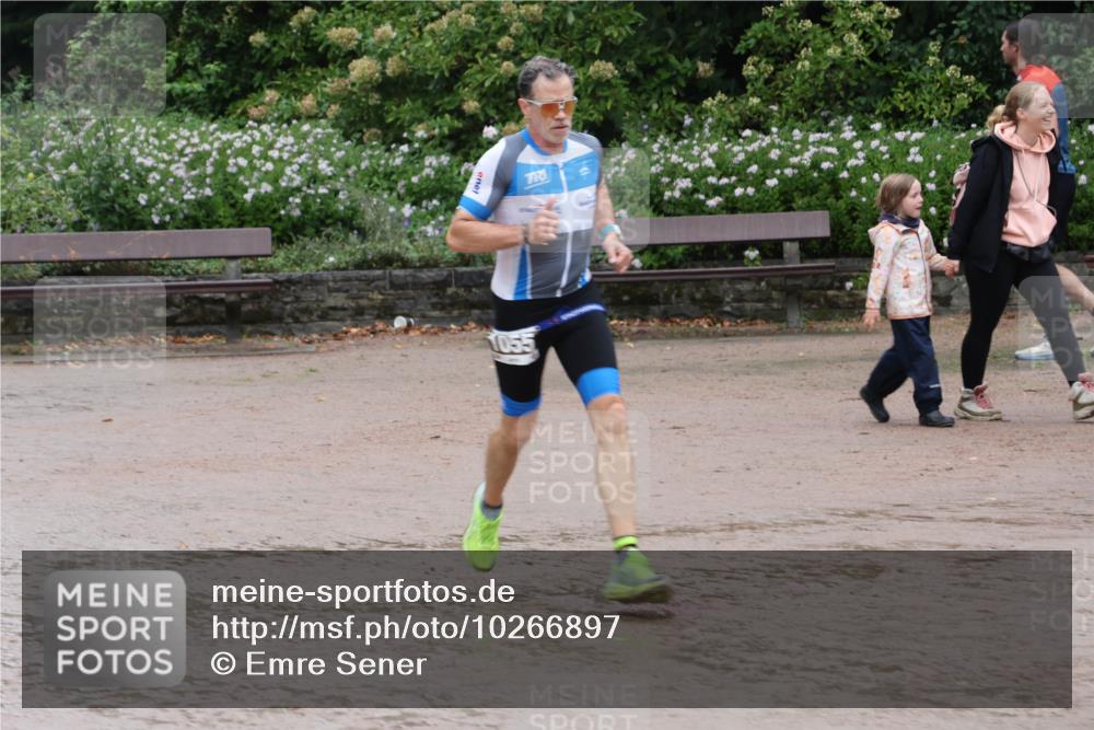 13.09.2026 - Stadtparktriathlon Emre Sener http://msf.ph/oto/10266897 13.09.2026 13:05:27 Laufen 1055, 861, 971, 1055, 1064 meine-sportfotos.de