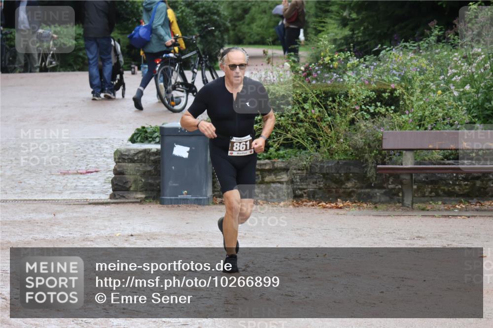 13.09.2026 - Stadtparktriathlon Emre Sener http://msf.ph/oto/10266899 13.09.2026 13:05:31 Laufen 861, 861, 971, 1055, 1064, 1068 meine-sportfotos.de