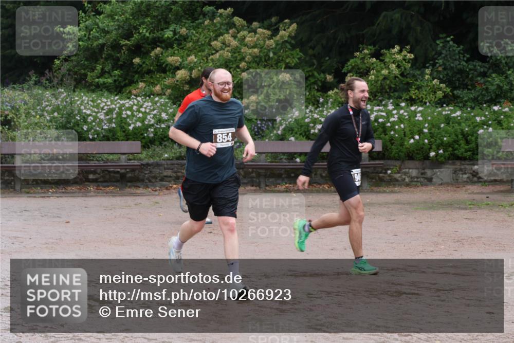 13.09.2026 - Stadtparktriathlon Emre Sener http://msf.ph/oto/10266923 13.09.2026 13:06:12 Laufen 854, 854, 1039, 1044 meine-sportfotos.de
