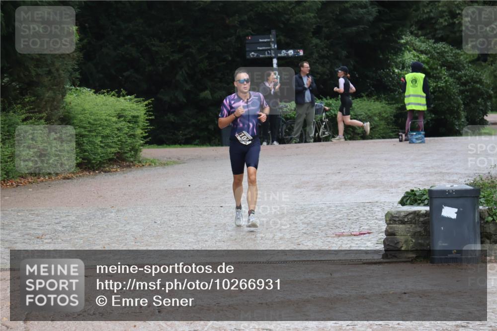 13.09.2026 - Stadtparktriathlon Emre Sener http://msf.ph/oto/10266931 13.09.2026 13:06:24 Laufen 10, 854, 1044 meine-sportfotos.de