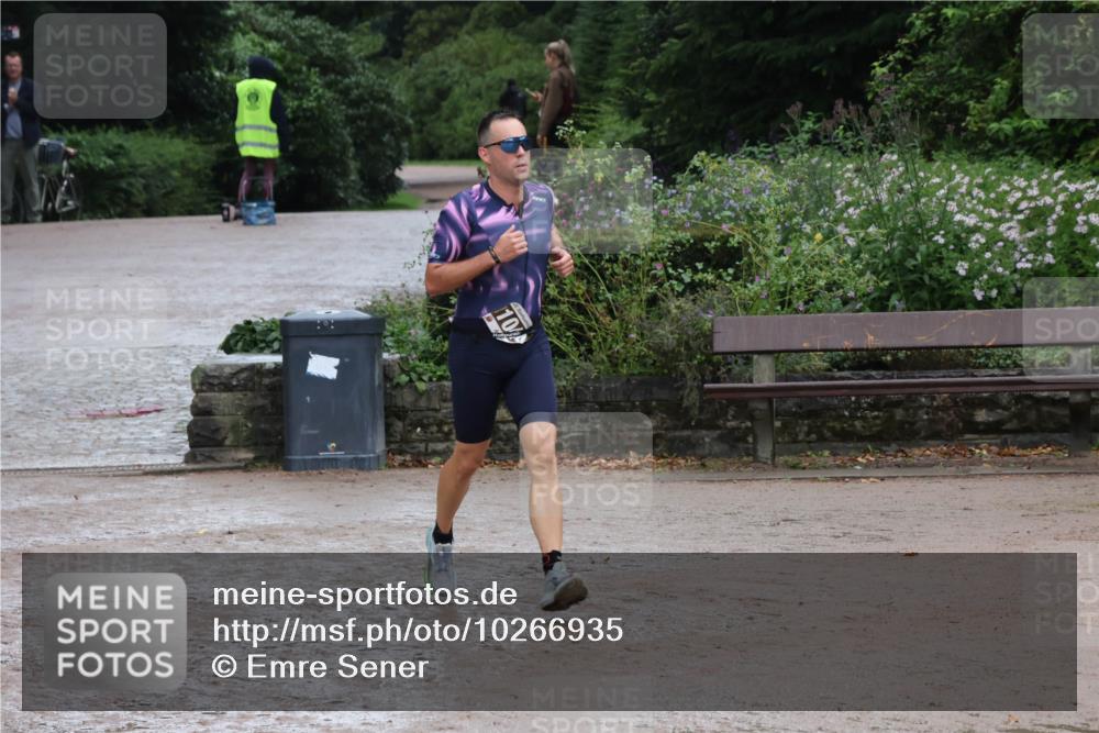 13.09.2026 - Stadtparktriathlon Emre Sener http://msf.ph/oto/10266935 13.09.2026 13:06:28 Laufen 10, 201, 1044 meine-sportfotos.de