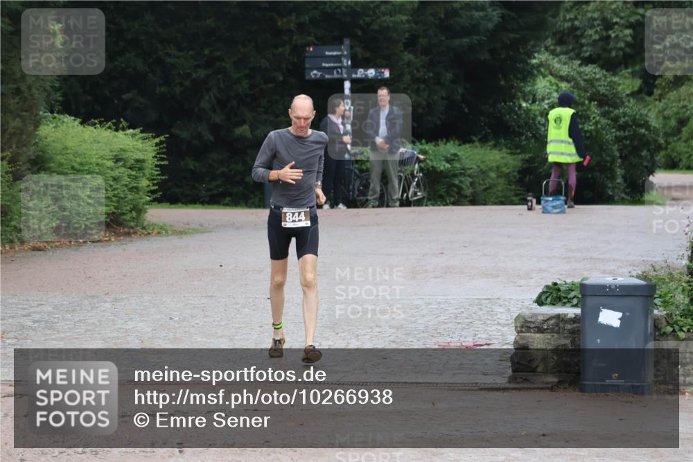 13.09.2026 - Stadtparktriathlon Emre Sener http://msf.ph/oto/10266938 13.09.2026 13:07:13 Laufen 844, 844 meine-sportfotos.de