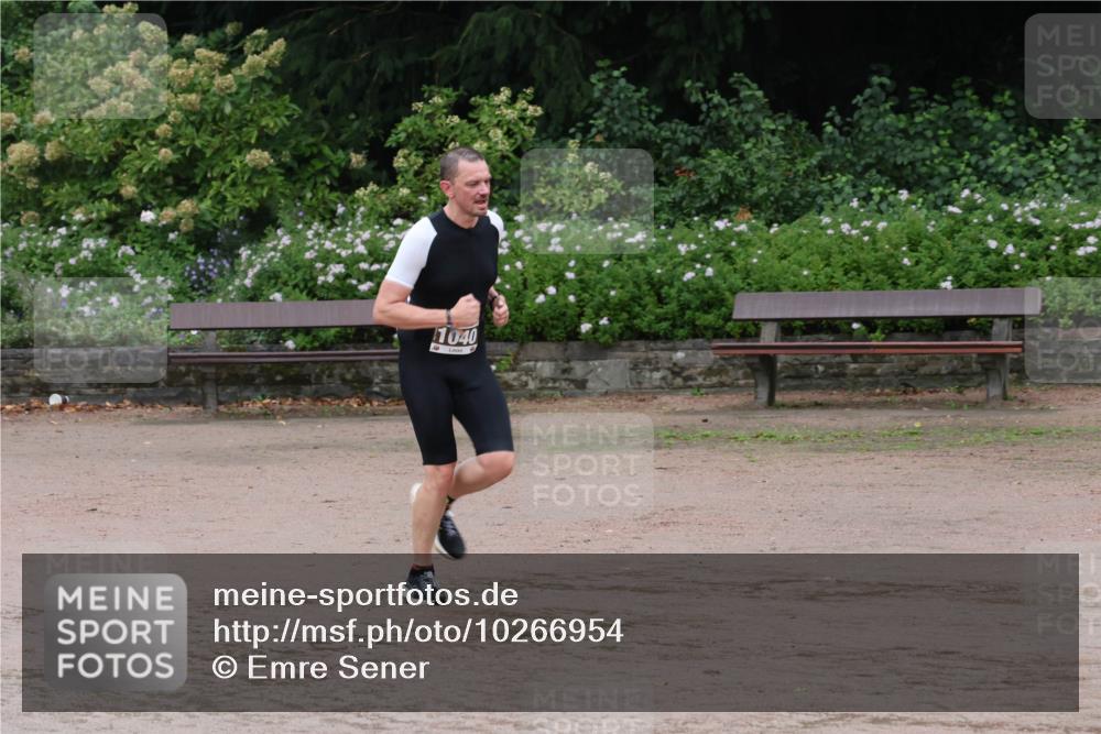13.09.2026 - Stadtparktriathlon Emre Sener http://msf.ph/oto/10266954 13.09.2026 13:07:37 Laufen 1040, 995, 1029, 1040 meine-sportfotos.de