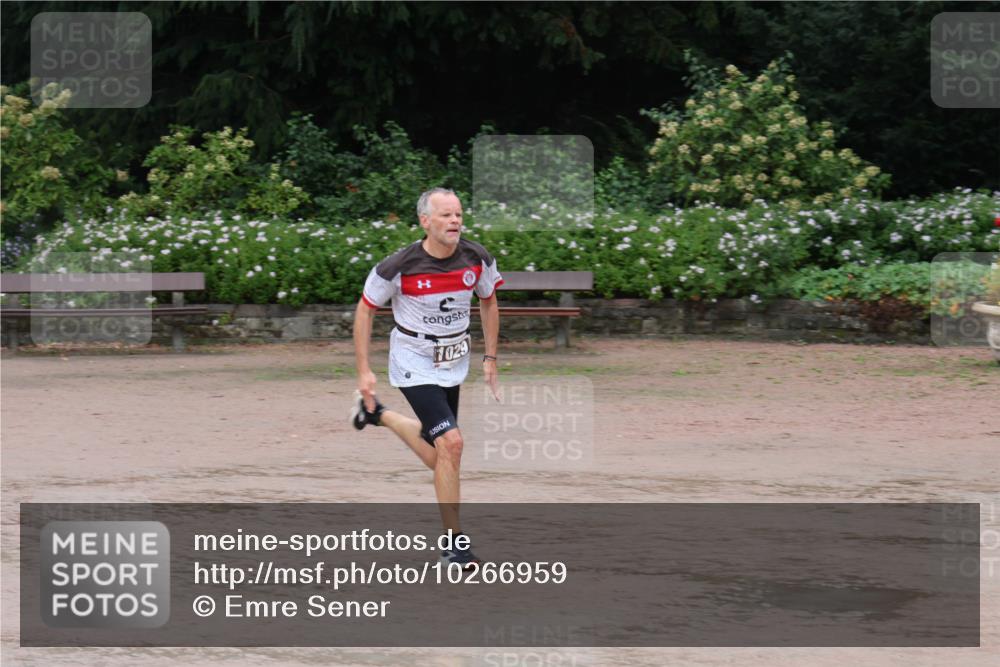 13.09.2026 - Stadtparktriathlon Emre Sener http://msf.ph/oto/10266959 13.09.2026 13:07:43 Laufen 1029, 995, 1029, 1040 meine-sportfotos.de