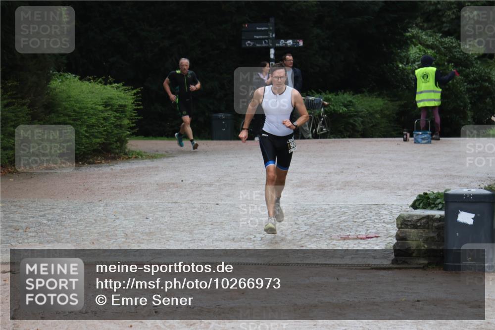 13.09.2026 - Stadtparktriathlon Emre Sener http://msf.ph/oto/10266973 13.09.2026 13:08:10 Laufen 98, 977, 987 meine-sportfotos.de