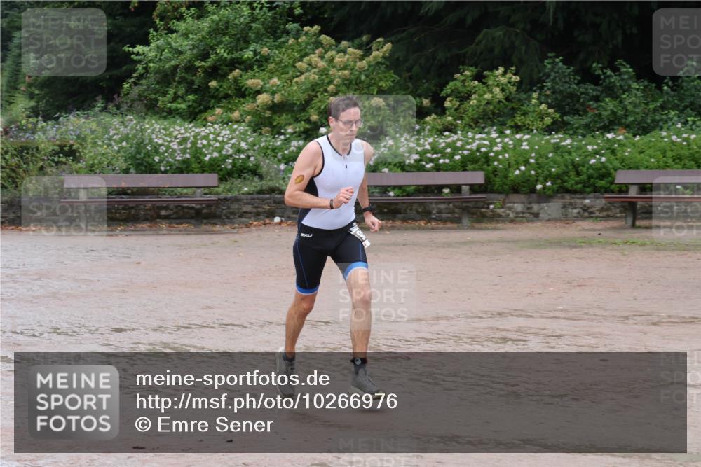 13.09.2026 - Stadtparktriathlon Emre Sener http://msf.ph/oto/10266976 13.09.2026 13:08:16 Laufen 977, 987 meine-sportfotos.de