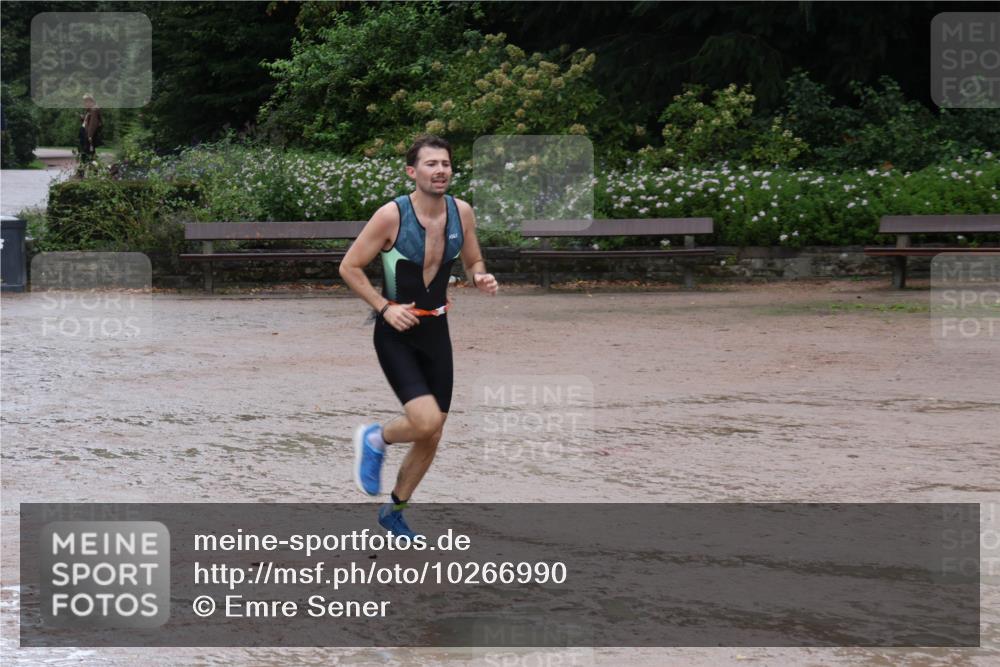 13.09.2026 - Stadtparktriathlon Emre Sener http://msf.ph/oto/10266990 13.09.2026 13:09:04 Laufen 1056 meine-sportfotos.de
