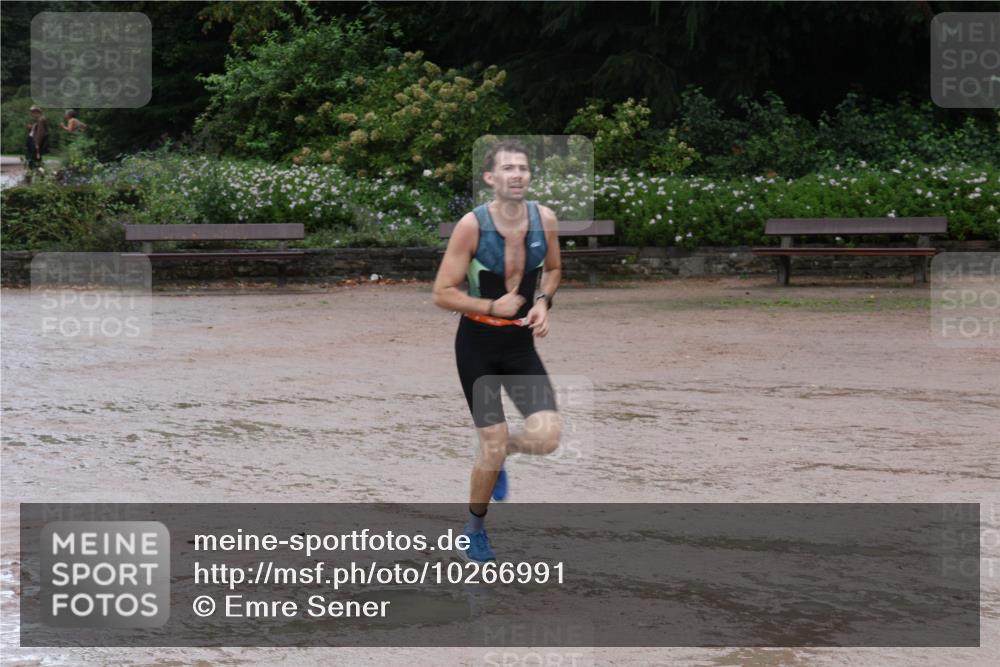 13.09.2026 - Stadtparktriathlon Emre Sener http://msf.ph/oto/10266991 13.09.2026 13:09:05 Laufen 1056 meine-sportfotos.de