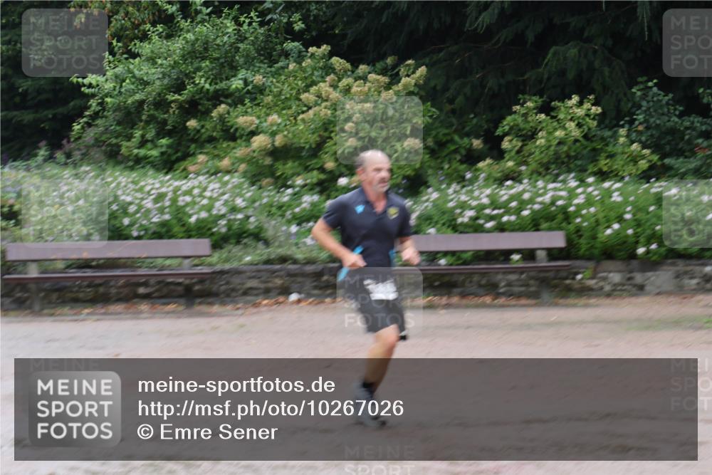 13.09.2026 - Stadtparktriathlon Emre Sener http://msf.ph/oto/10267026 13.09.2026 13:11:15 Laufen 1063 meine-sportfotos.de