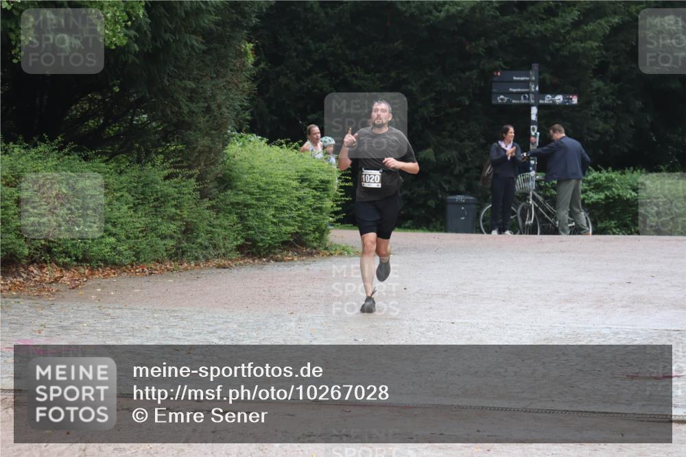 13.09.2026 - Stadtparktriathlon Emre Sener http://msf.ph/oto/10267028 13.09.2026 13:11:38 Laufen 1020, 1020, 1124 meine-sportfotos.de