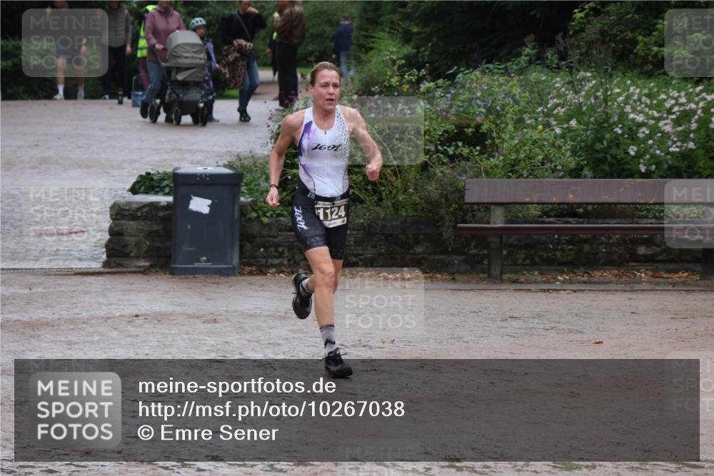 13.09.2026 - Stadtparktriathlon Emre Sener http://msf.ph/oto/10267038 13.09.2026 13:11:49 Laufen 1124, 1020, 1124 meine-sportfotos.de