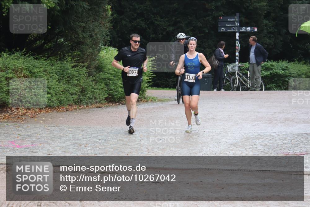 13.09.2026 - Stadtparktriathlon Emre Sener http://msf.ph/oto/10267042 13.09.2026 13:12:09 Laufen 1033, 1187, 1015, 1033, 1187 meine-sportfotos.de