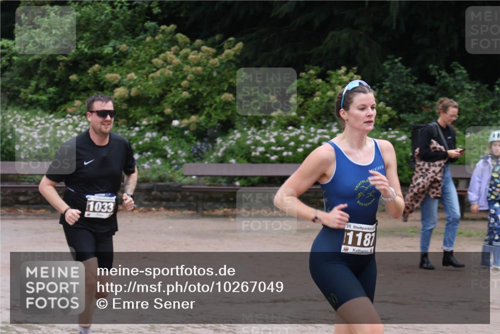 13.09.2026 - Stadtparktriathlon Emre Sener http://msf.ph/oto/10267049 13.09.2026 13:12:16 Laufen 1033, 25, 1181, 1015, 1033, 1187 meine-sportfotos.de