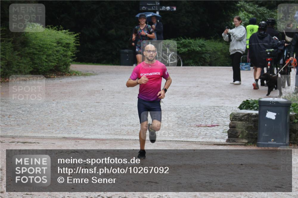 13.09.2026 - Stadtparktriathlon Emre Sener http://msf.ph/oto/10267092 13.09.2026 13:15:06 Laufen 954, 1111 meine-sportfotos.de
