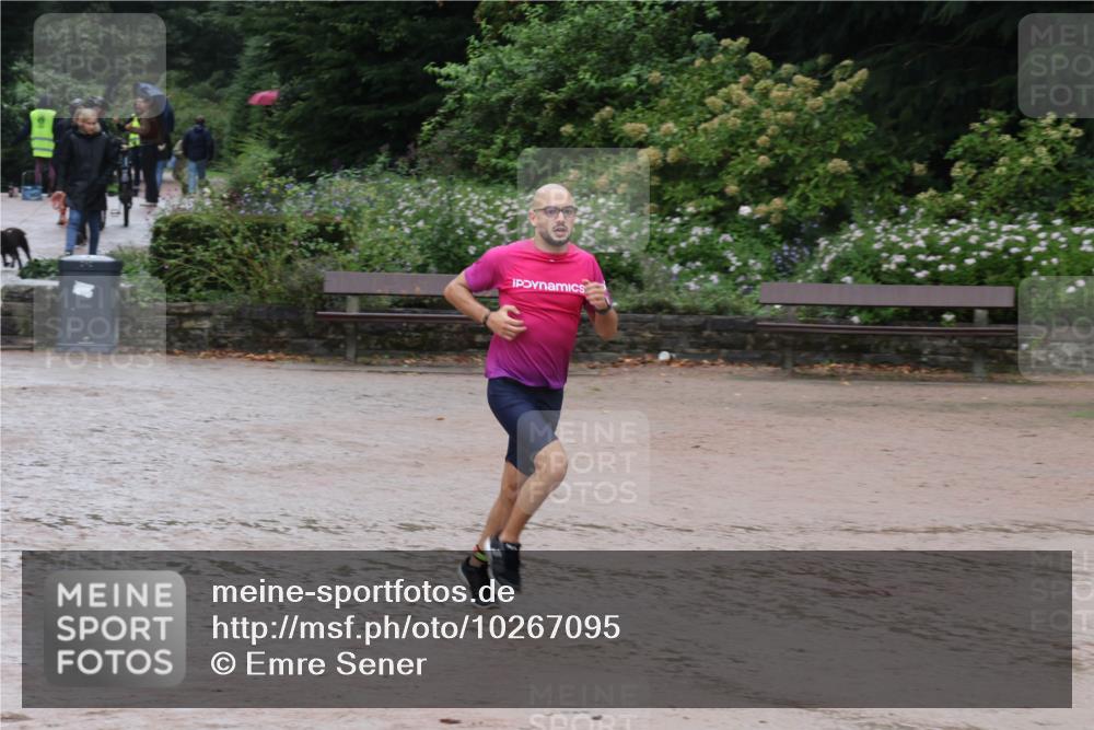 13.09.2026 - Stadtparktriathlon Emre Sener http://msf.ph/oto/10267095 13.09.2026 13:15:09 Laufen 954, 1111 meine-sportfotos.de