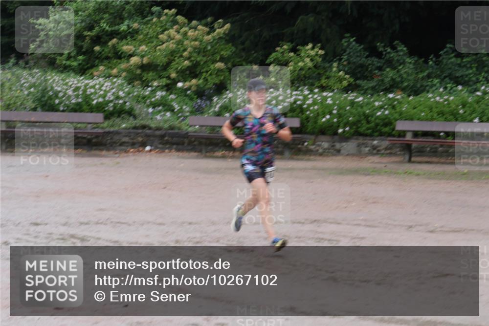 13.09.2026 - Stadtparktriathlon Emre Sener http://msf.ph/oto/10267102 13.09.2026 13:15:13 Laufen 954, 1111 meine-sportfotos.de
