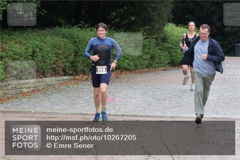 13.09.2026 - Stadtparktriathlon Emre Sener http://msf.ph/oto/10267205 13.09.2026 13:21:59 Laufen 959, 959, 1031, 1086, 1178 meine-sportfotos.de