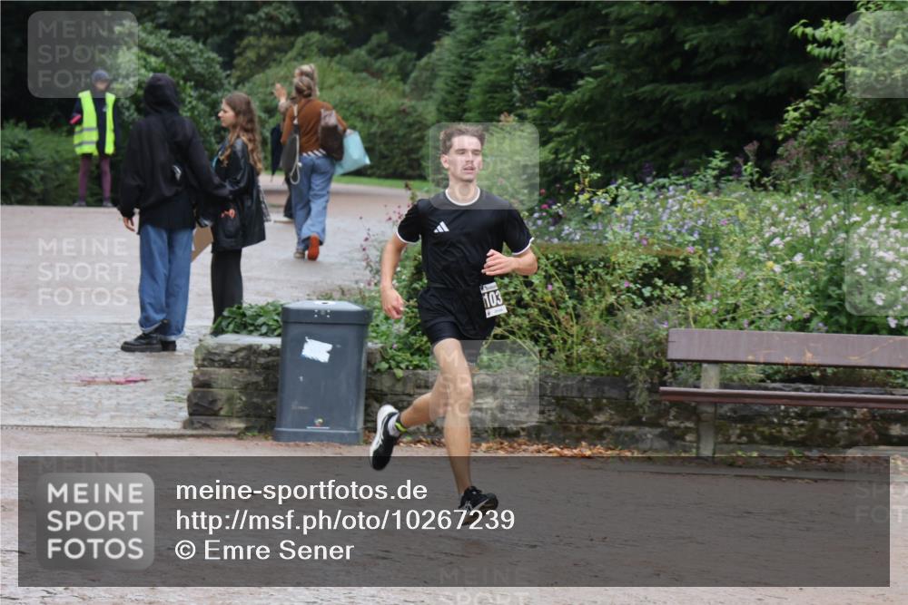13.09.2026 - Stadtparktriathlon Emre Sener http://msf.ph/oto/10267239 13.09.2026 13:22:23 Laufen 103, 1031 meine-sportfotos.de