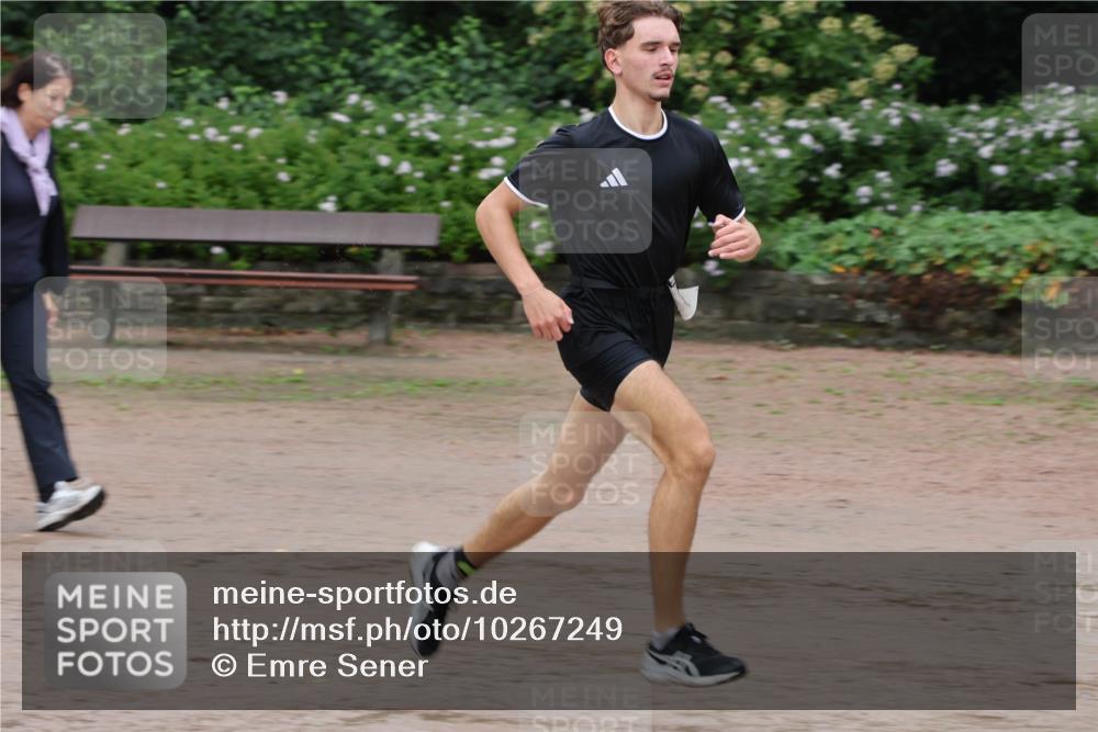 13.09.2026 - Stadtparktriathlon Emre Sener http://msf.ph/oto/10267249 13.09.2026 13:22:26 Laufen 1031, 1145 meine-sportfotos.de