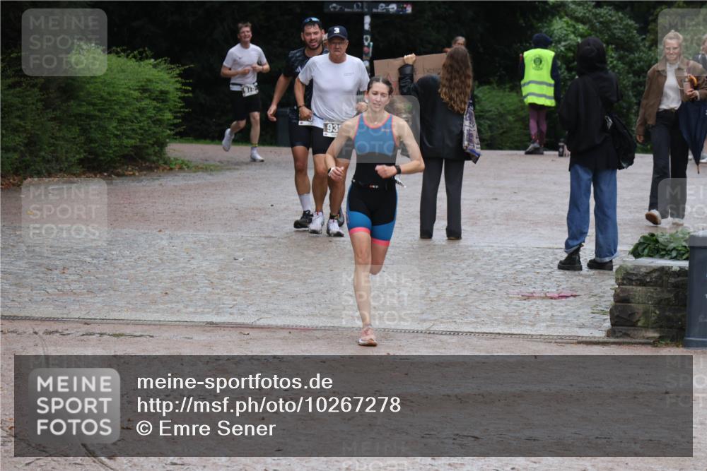13.09.2026 - Stadtparktriathlon Emre Sener http://msf.ph/oto/10267278 13.09.2026 13:22:54 Laufen 93, 938, 950, 978, 1085, 1145 meine-sportfotos.de