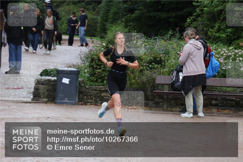 13.09.2026 - Stadtparktriathlon Emre Sener http://msf.ph/oto/10267366 13.09.2026 13:23:49 Laufen 1113, 1150, 1184 meine-sportfotos.de