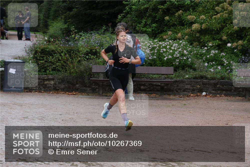 13.09.2026 - Stadtparktriathlon Emre Sener http://msf.ph/oto/10267369 13.09.2026 13:23:49 Laufen 1113, 1150, 1184 meine-sportfotos.de