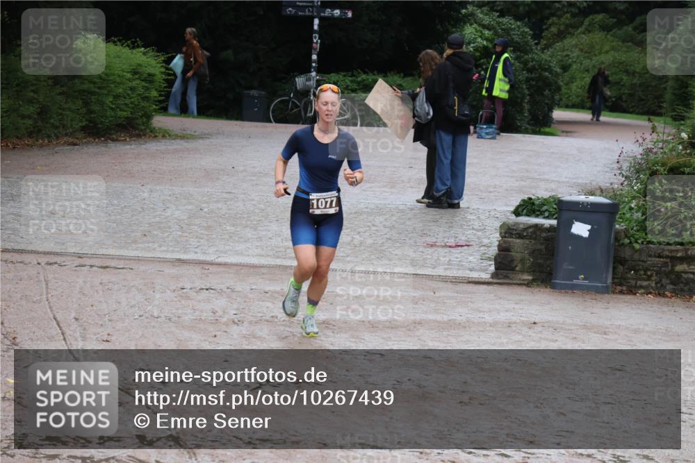 13.09.2026 - Stadtparktriathlon Emre Sener http://msf.ph/oto/10267439 13.09.2026 13:25:30 Laufen 1077, 1077, 1090, 1104 meine-sportfotos.de