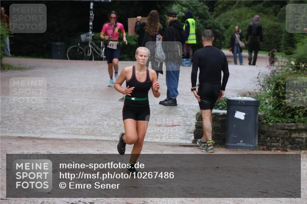 13.09.2026 - Stadtparktriathlon Emre Sener http://msf.ph/oto/10267486 13.09.2026 13:26:04 Laufen 1132, 1096, 1132, 1147, 1167 meine-sportfotos.de