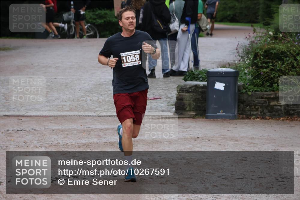 13.09.2026 - Stadtparktriathlon Emre Sener http://msf.ph/oto/10267591 13.09.2026 13:27:49 Laufen 25, 1058, 1058, 1089 meine-sportfotos.de