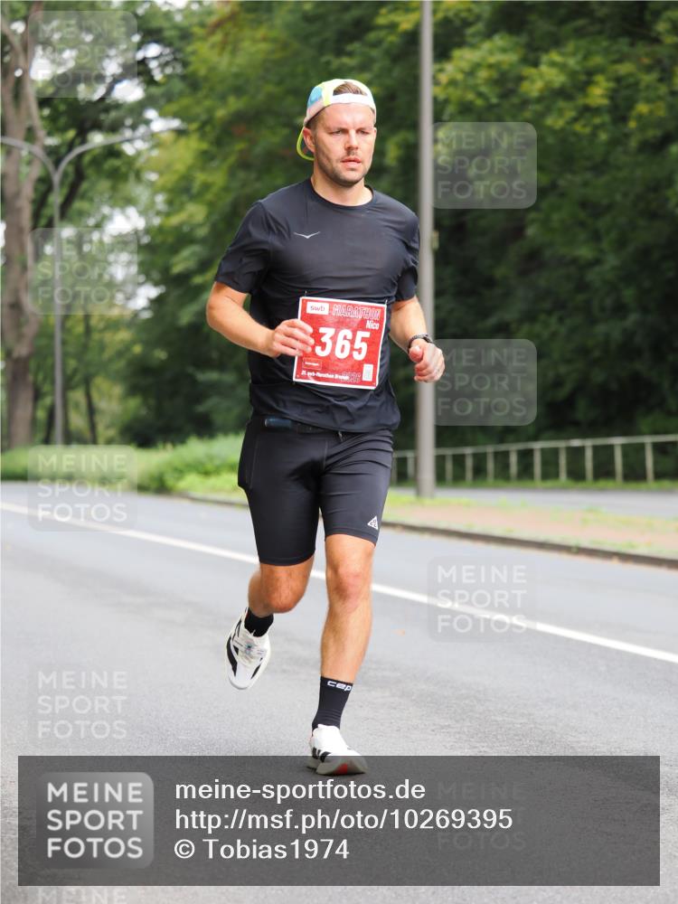 13.09.2026 - 21. swb-Marathon Bremen TobiasT http://msf.ph/oto/10269395 13.09.2026 11:36:28 Laufen 365, 21, 40 meine-sportfotos.de