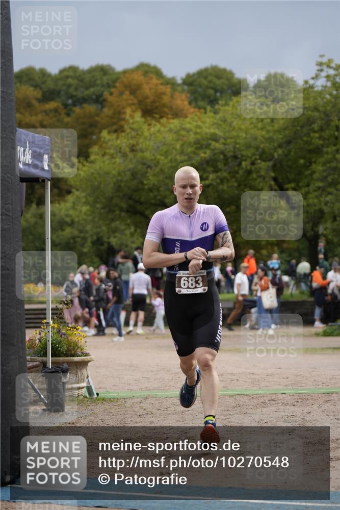 13.09.2026 - Stadtparktriathlon Patografie http://msf.ph/oto/10270548 13.09.2026 11:57:12 Ziel 497, 683 meine-sportfotos.de