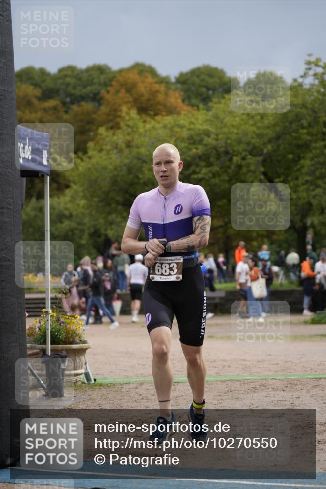 13.09.2026 - Stadtparktriathlon Patografie http://msf.ph/oto/10270550 13.09.2026 11:57:12 Ziel 497, 683 meine-sportfotos.de