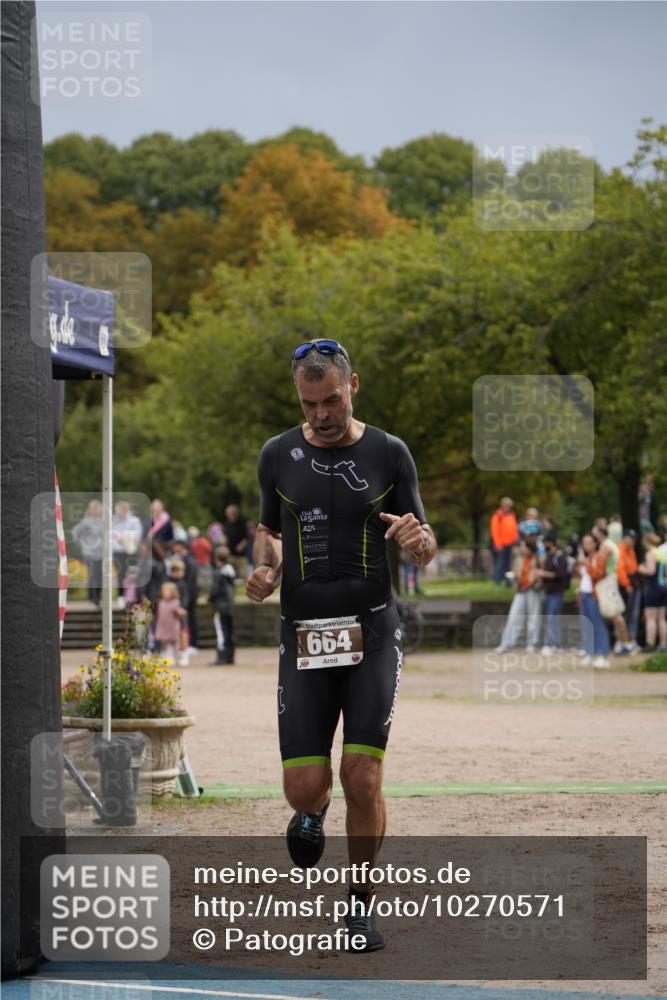 13.09.2026 - Stadtparktriathlon Patografie http://msf.ph/oto/10270571 13.09.2026 11:58:25 Ziel 664 meine-sportfotos.de