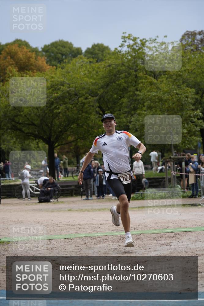 13.09.2026 - Stadtparktriathlon Patografie http://msf.ph/oto/10270603 13.09.2026 12:00:10 Ziel 670 meine-sportfotos.de