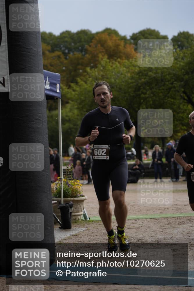 13.09.2026 - Stadtparktriathlon Patografie http://msf.ph/oto/10270625 13.09.2026 12:01:15 Ziel 602, 619 meine-sportfotos.de