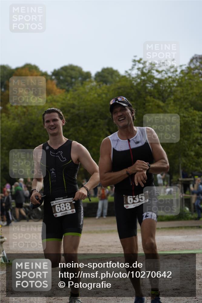 13.09.2026 - Stadtparktriathlon Patografie http://msf.ph/oto/10270642 13.09.2026 12:01:57 Ziel 621, 635, 637, 674, 688 meine-sportfotos.de