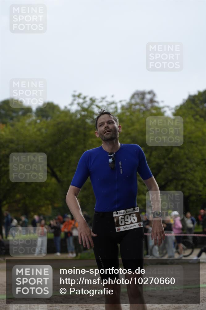13.09.2026 - Stadtparktriathlon Patografie http://msf.ph/oto/10270660 13.09.2026 12:02:07 Ziel 621, 637, 674, 696 meine-sportfotos.de