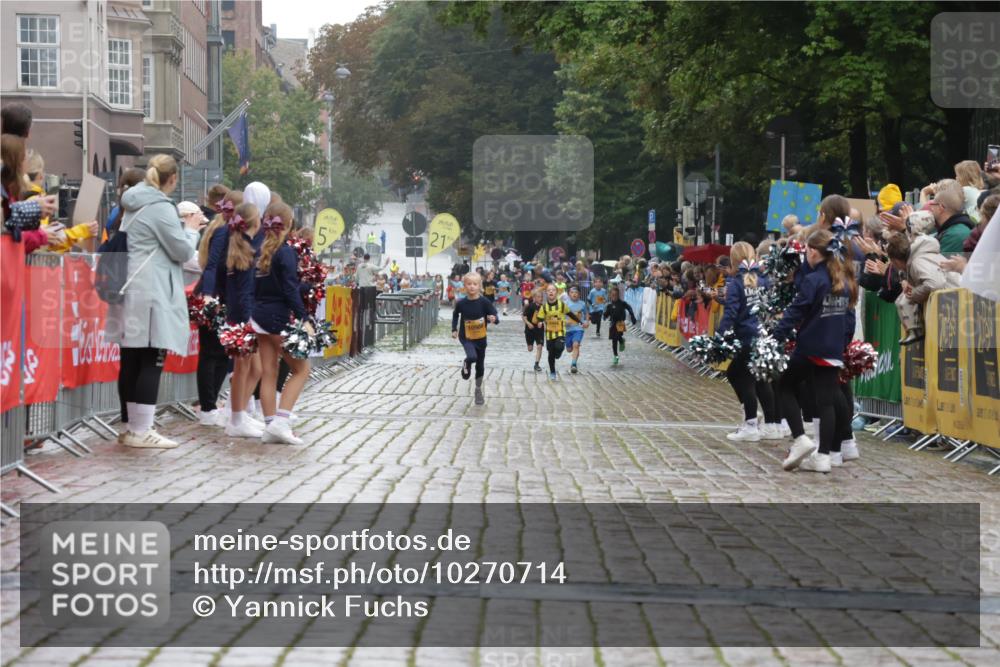 13.09.2026 - Kiel Lauf Yannick Fuchs http://msf.ph/oto/10270714 13.09.2026 08:33:06 Ziel 10988 meine-sportfotos.de