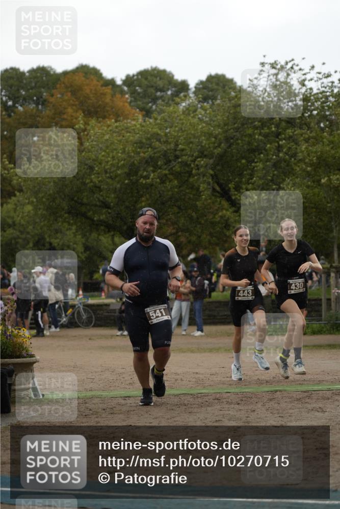 13.09.2026 - Stadtparktriathlon Patografie http://msf.ph/oto/10270715 13.09.2026 12:03:55 Ziel 430, 443, 541, 662 meine-sportfotos.de