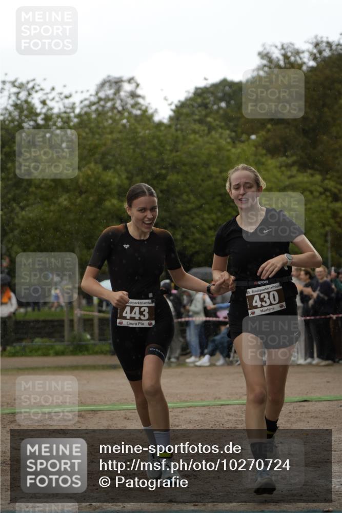 13.09.2026 - Stadtparktriathlon Patografie http://msf.ph/oto/10270724 13.09.2026 12:03:57 Ziel 430, 443, 541, 662 meine-sportfotos.de
