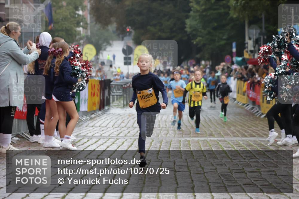 13.09.2026 - Kiel Lauf Yannick Fuchs http://msf.ph/oto/10270725 13.09.2026 08:33:10 Ziel 6073, 6484, 10988 meine-sportfotos.de