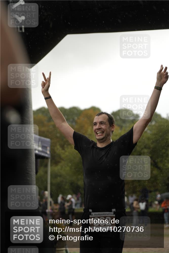 13.09.2026 - Stadtparktriathlon Patografie http://msf.ph/oto/10270736 13.09.2026 12:04:04 Ziel 430, 443, 541, 662, 686 meine-sportfotos.de