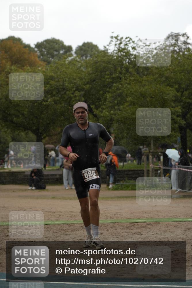 13.09.2026 - Stadtparktriathlon Patografie http://msf.ph/oto/10270742 13.09.2026 12:04:11 Ziel 590, 686 meine-sportfotos.de