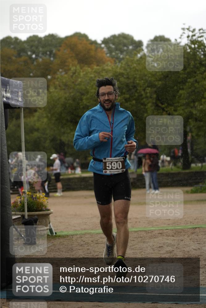 13.09.2026 - Stadtparktriathlon Patografie http://msf.ph/oto/10270746 13.09.2026 12:04:16 Ziel 590, 686 meine-sportfotos.de