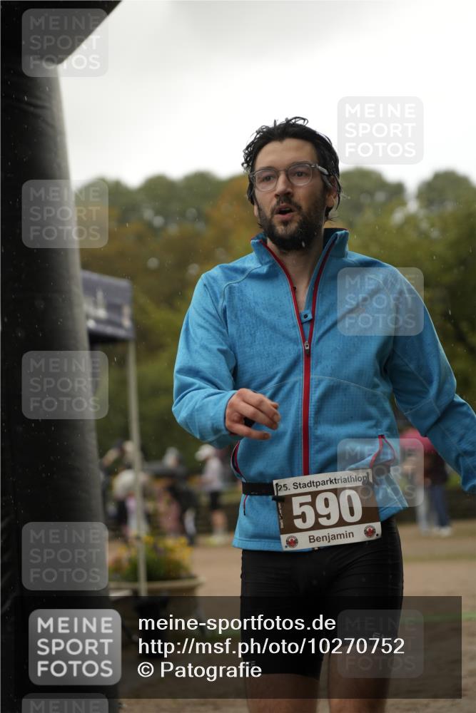13.09.2026 - Stadtparktriathlon Patografie http://msf.ph/oto/10270752 13.09.2026 12:04:18 Ziel 590, 686, 702 meine-sportfotos.de