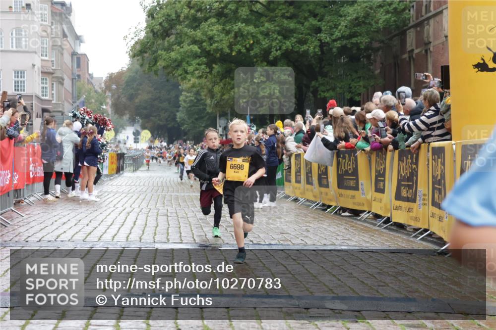 13.09.2026 - Kiel Lauf Yannick Fuchs http://msf.ph/oto/10270783 13.09.2026 08:33:20 Ziel 10988, 6073, 6484, 6698, 7959 meine-sportfotos.de