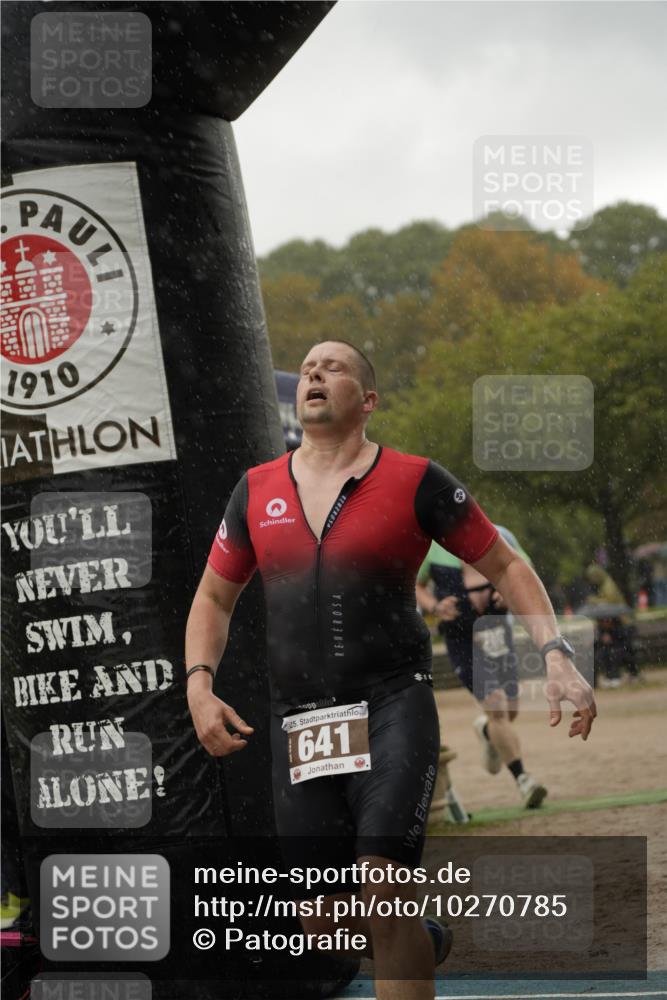 13.09.2026 - Stadtparktriathlon Patografie http://msf.ph/oto/10270785 13.09.2026 12:05:22 Ziel 592, 641 meine-sportfotos.de