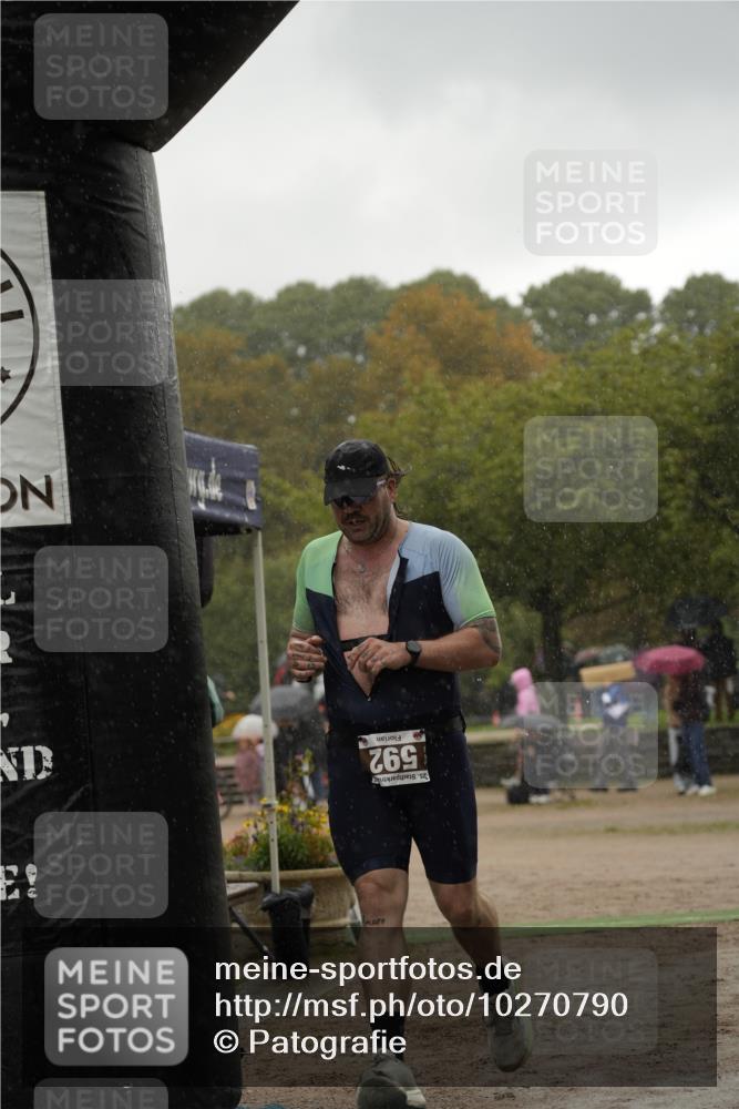 13.09.2026 - Stadtparktriathlon Patografie http://msf.ph/oto/10270790 13.09.2026 12:05:24 Ziel 592, 641 meine-sportfotos.de