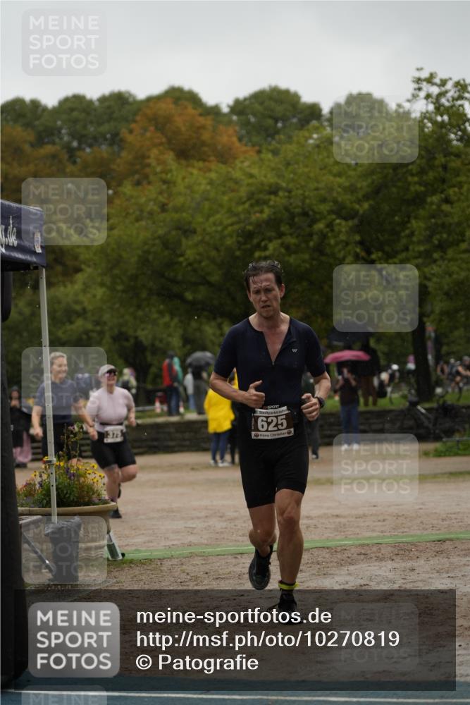 13.09.2026 - Stadtparktriathlon Patografie http://msf.ph/oto/10270819 13.09.2026 12:06:58 Ziel 375, 435, 625, 676 meine-sportfotos.de